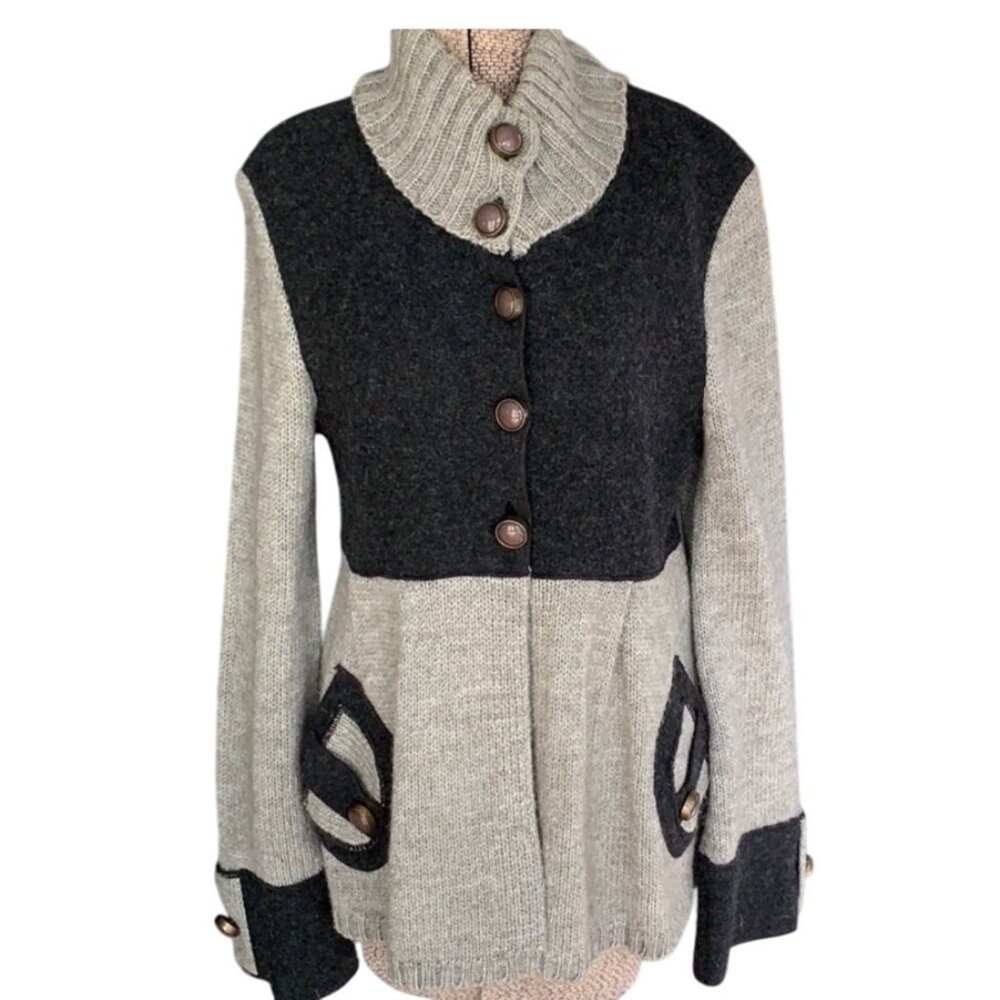 VTG Colorblock Wool-Alpaca Cardigan M Big Buttons Pockets bell sleeves Read